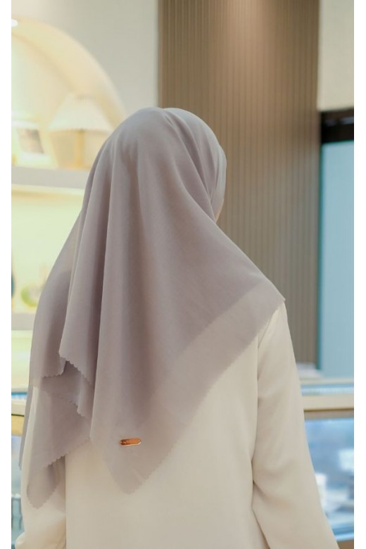 Hijab Segi 4 Double Haikon Lasercut Grey